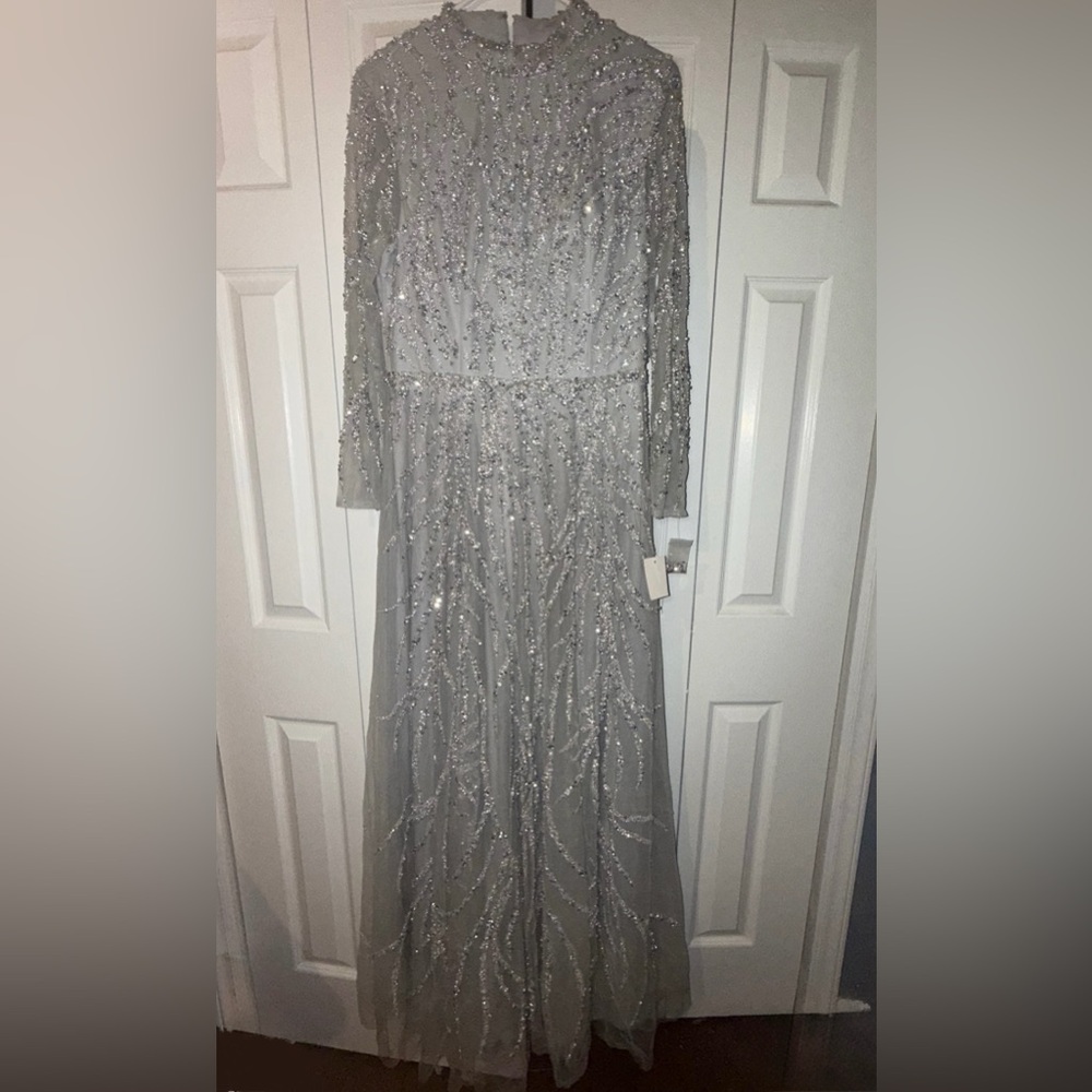 Serene Hill Mermaid Elegant Luxury Evening Dress - Picture 4 of 7